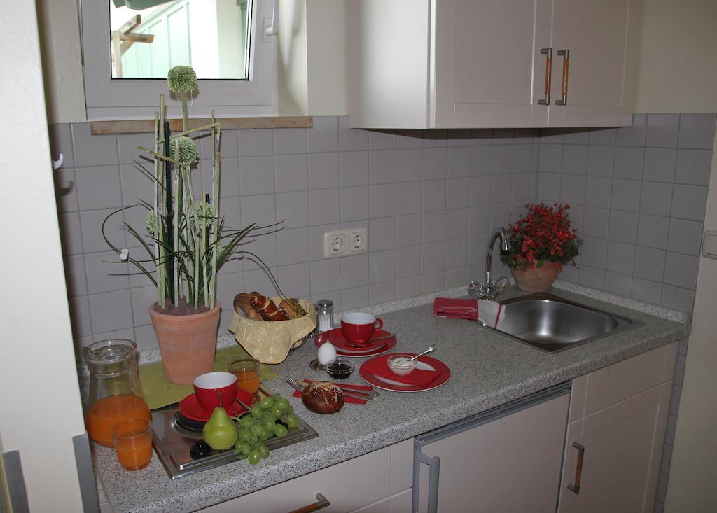 Apart-Hotel Pension Rossmayer Bad Füssing Rum bild