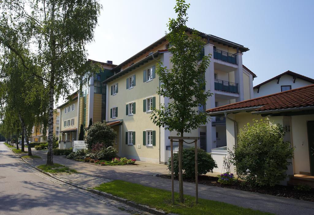 Apart-Hotel Pension Rossmayer Bad Füssing Exteriör bild