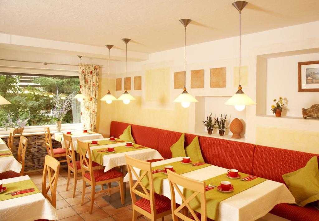 Apart-Hotel Pension Rossmayer Bad Füssing Exteriör bild
