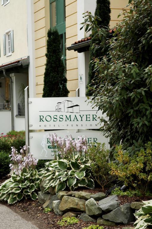Apart-Hotel Pension Rossmayer Bad Füssing Exteriör bild